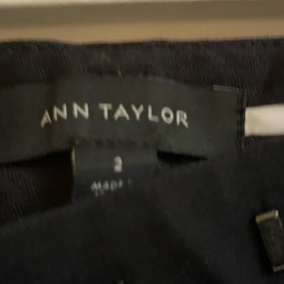 Ann Taylor Black Cropped Ankle Pants - Picture 6 of 7